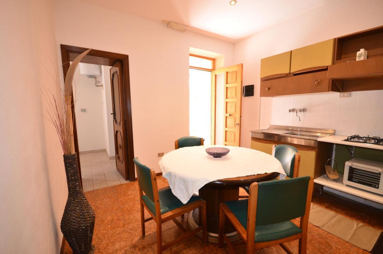 Solemare Accommodation อาลเกโร ภายนอก รูปภาพ